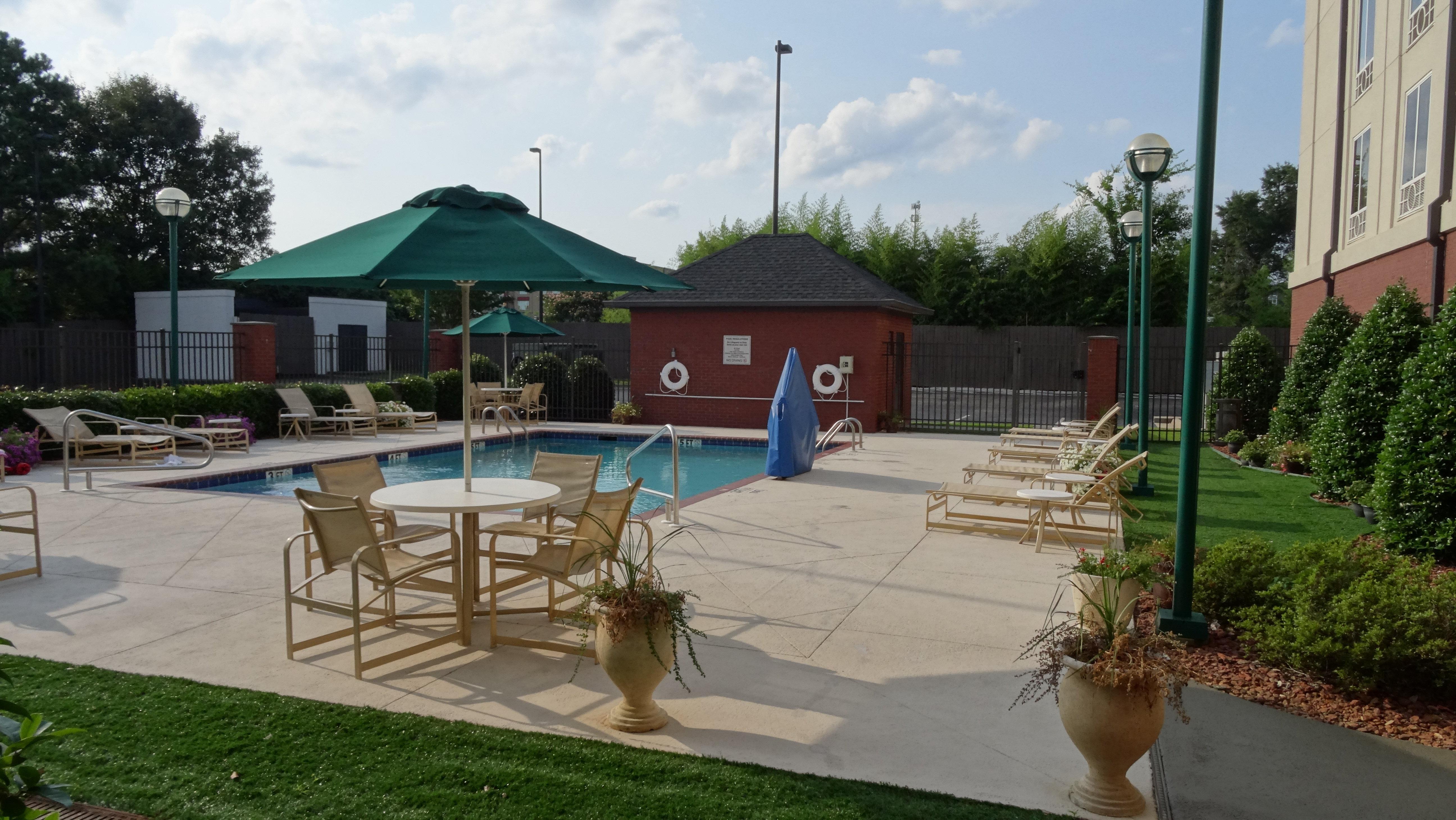 Holiday Inn Express & Suites - Tuscaloosa-University By Ihg Екстериор снимка