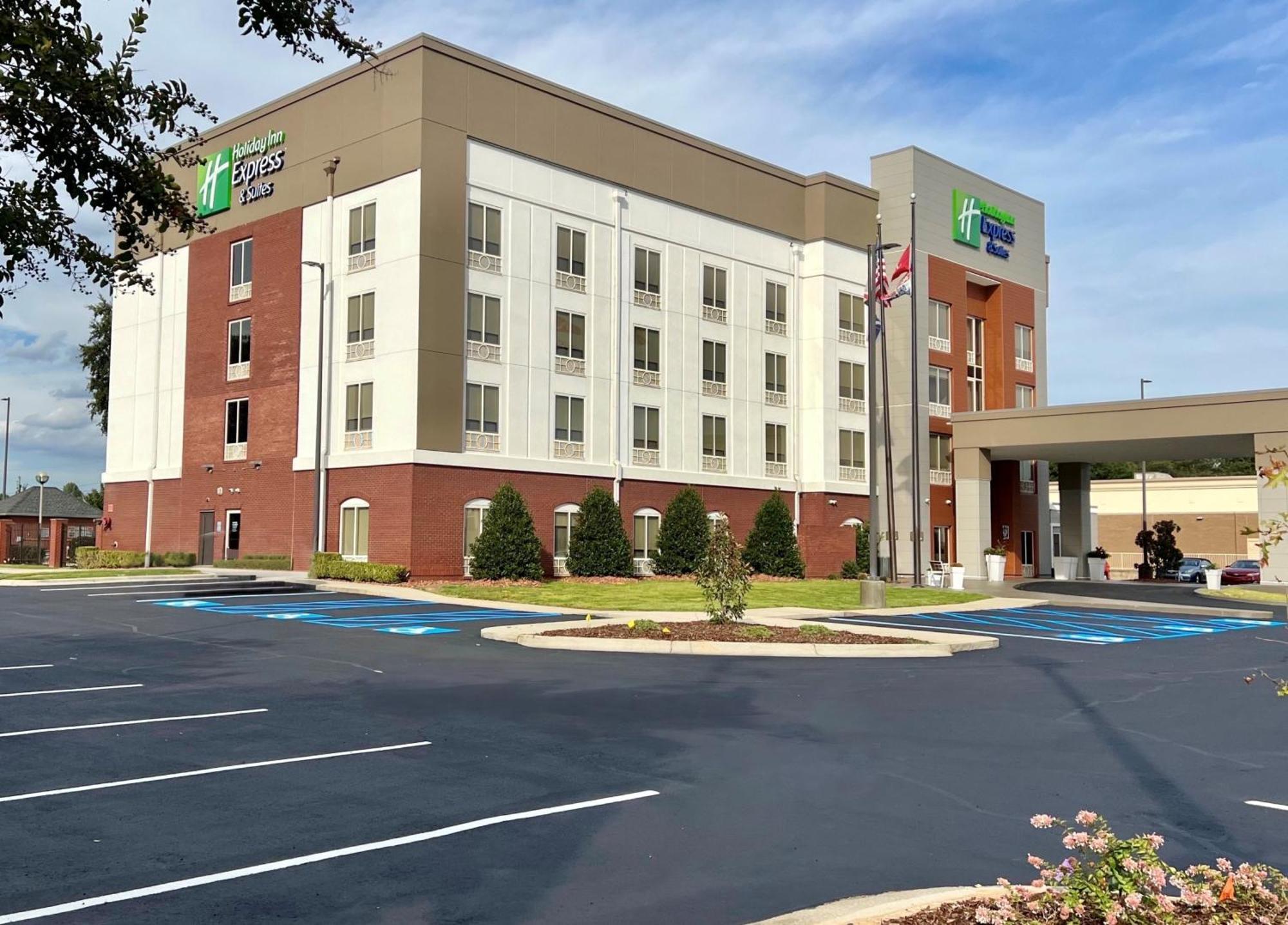 Holiday Inn Express & Suites - Tuscaloosa-University By Ihg Екстериор снимка