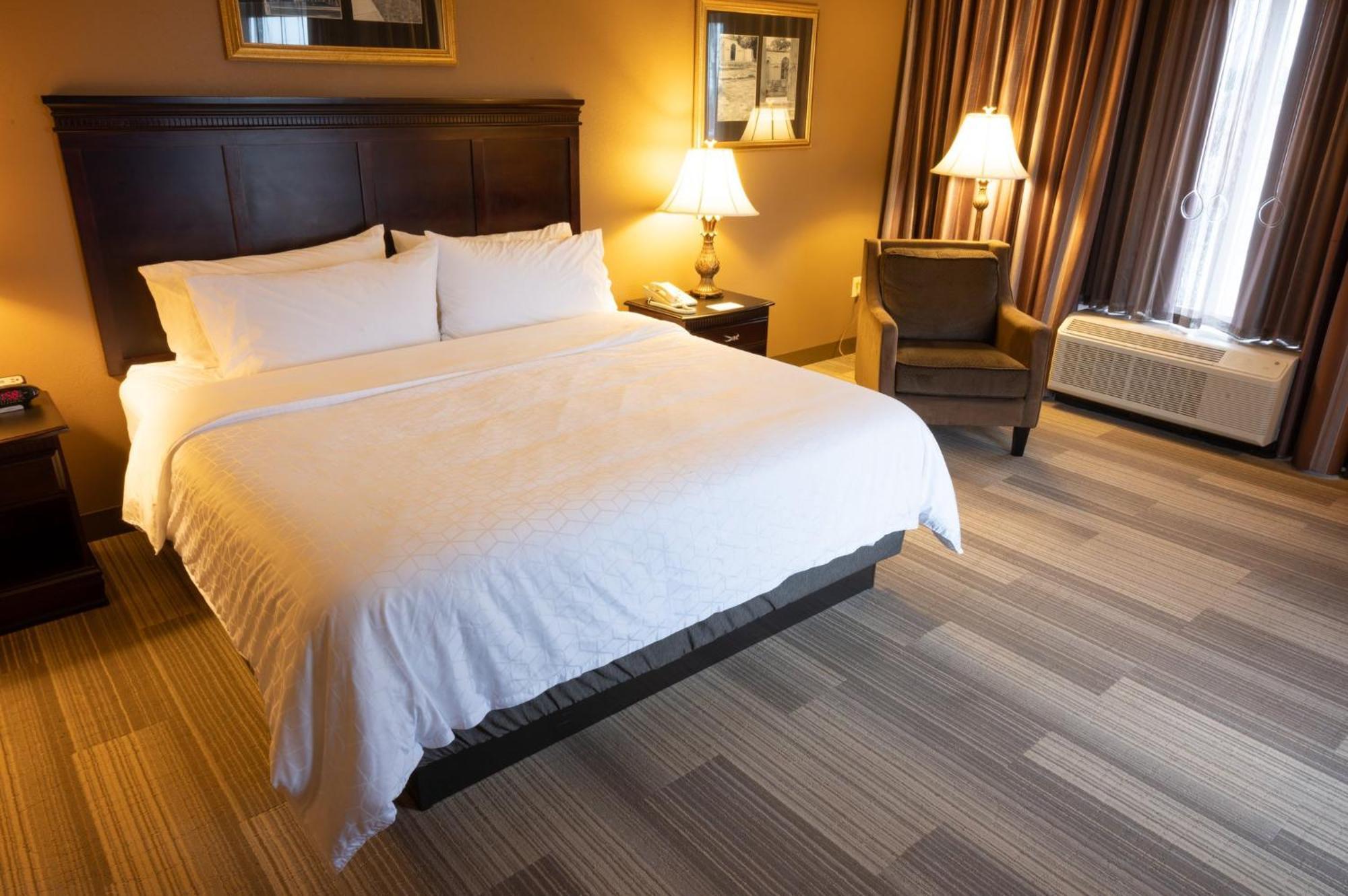 Holiday Inn Express & Suites - Tuscaloosa-University By Ihg Екстериор снимка