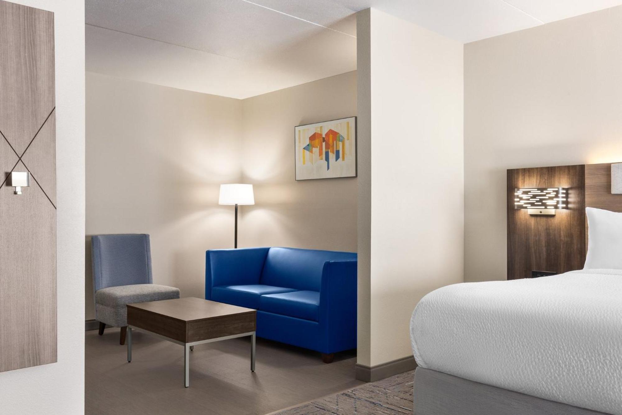 Holiday Inn Express & Suites - Tuscaloosa-University By Ihg Екстериор снимка