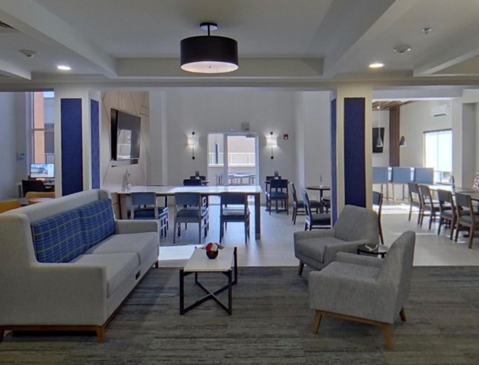 Holiday Inn Express & Suites - Tuscaloosa-University By Ihg Екстериор снимка